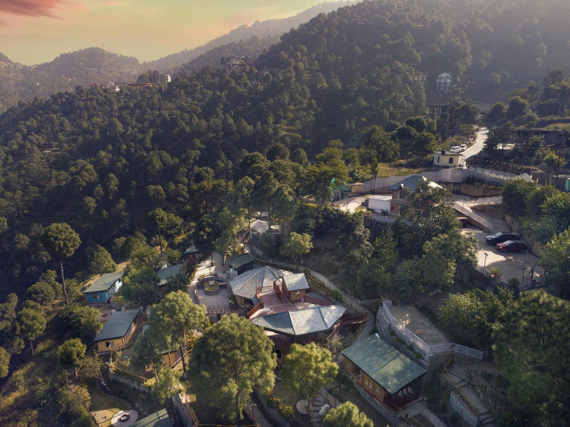 Hotel A Kasauli Ggaon By Echor Exterior foto