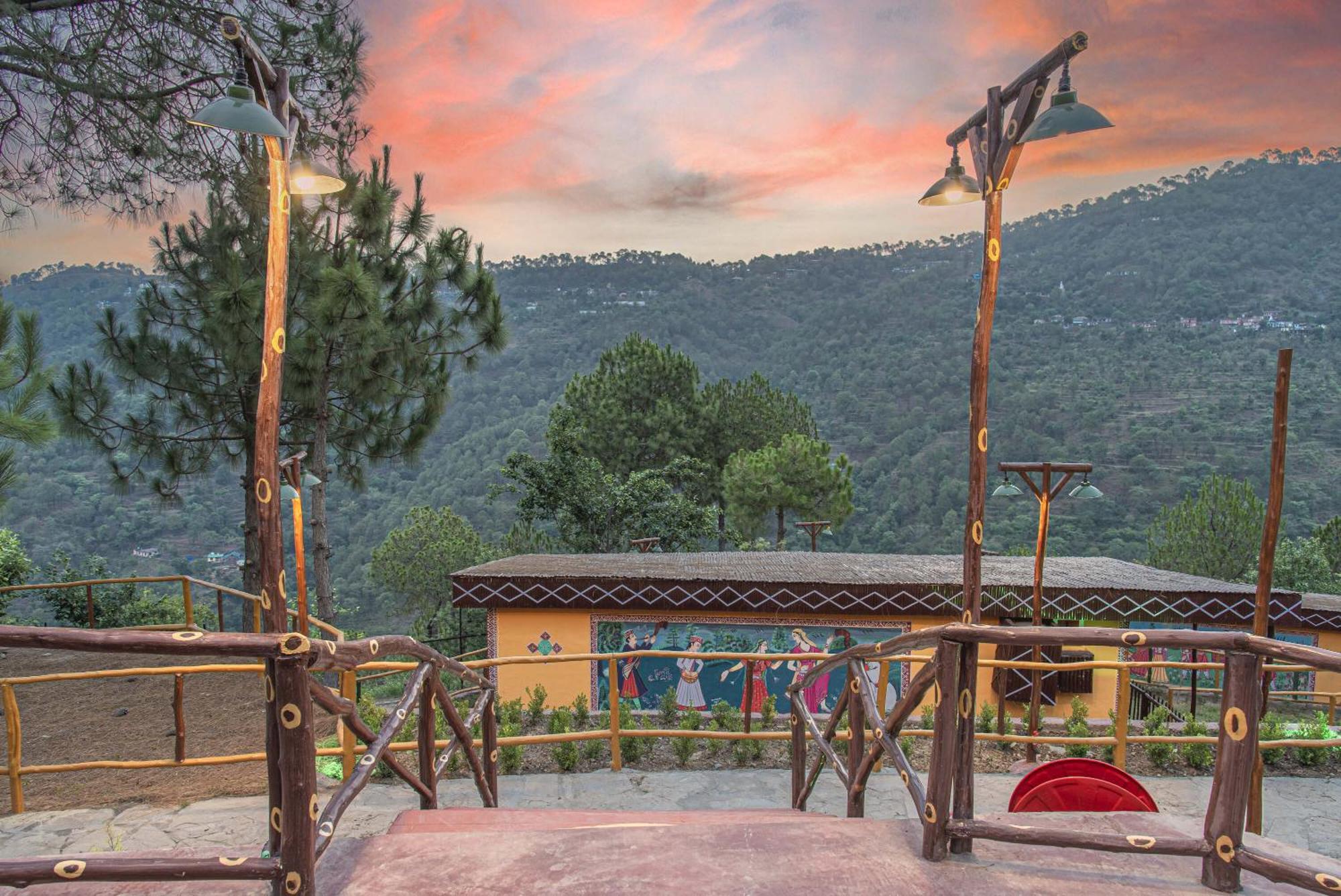 Hotel A Kasauli Ggaon By Echor Exterior foto