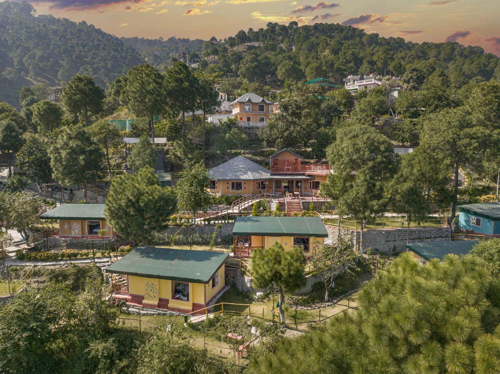 Hotel A Kasauli Ggaon By Echor Exterior foto